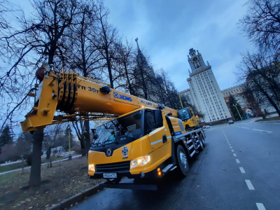 Автокран XCMG XCT30 30 т. 42 м.